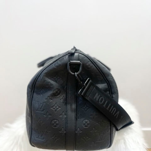 Authentic LOUIS VUITTON Monogram Shadow Leather Keepall Bandoulière 50 - Picture 3 of 8